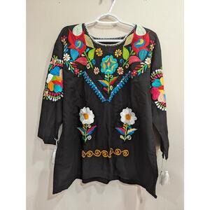 Beautiful black floral & bird embroidered Mexican style long sleeve peasant top